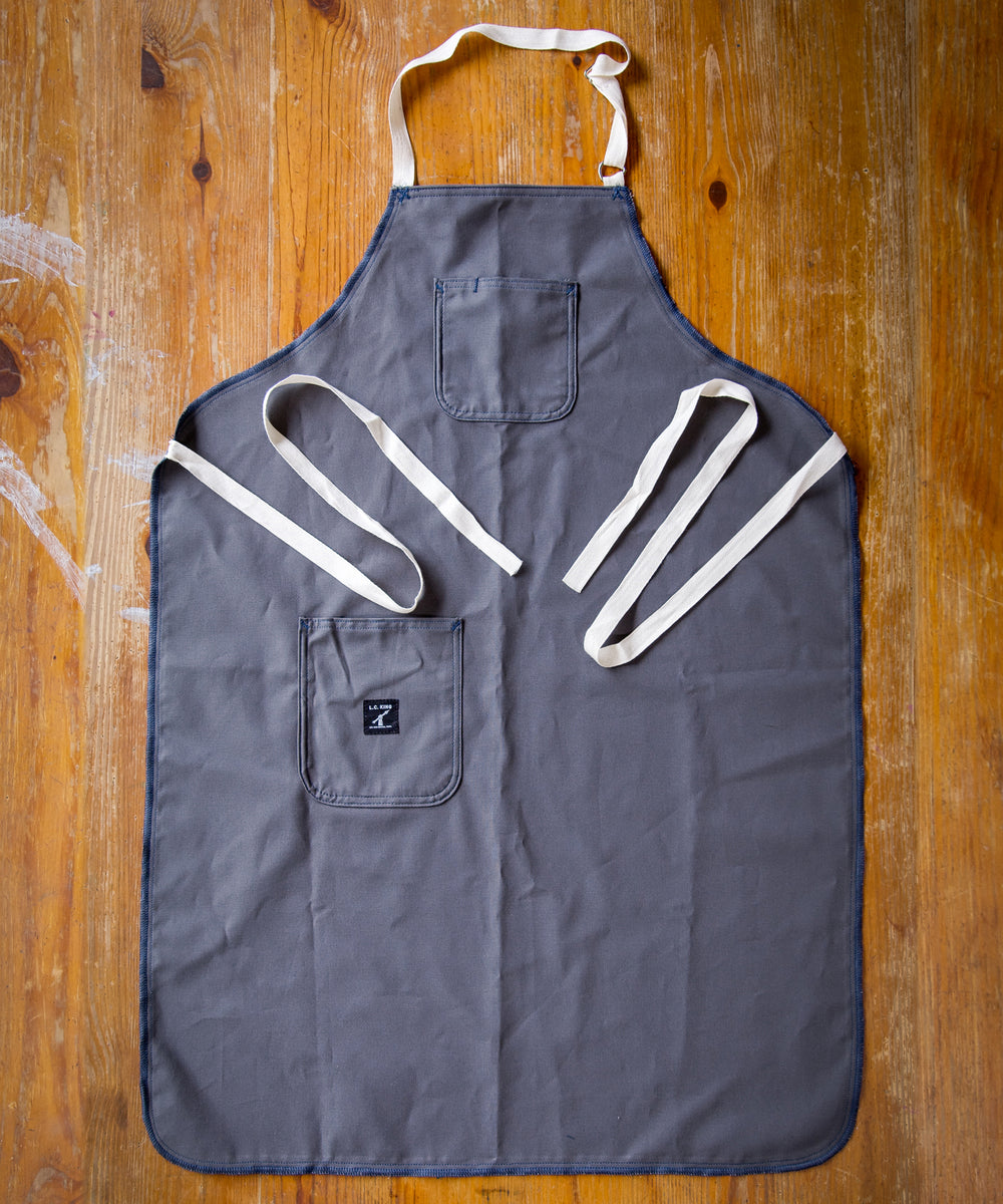 gray_duck_shop_apron-